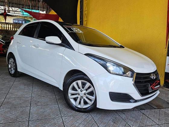 HYUNDAI HB20 1.0 COMFORT PLUS 12V FLEX 4P MANUAL
